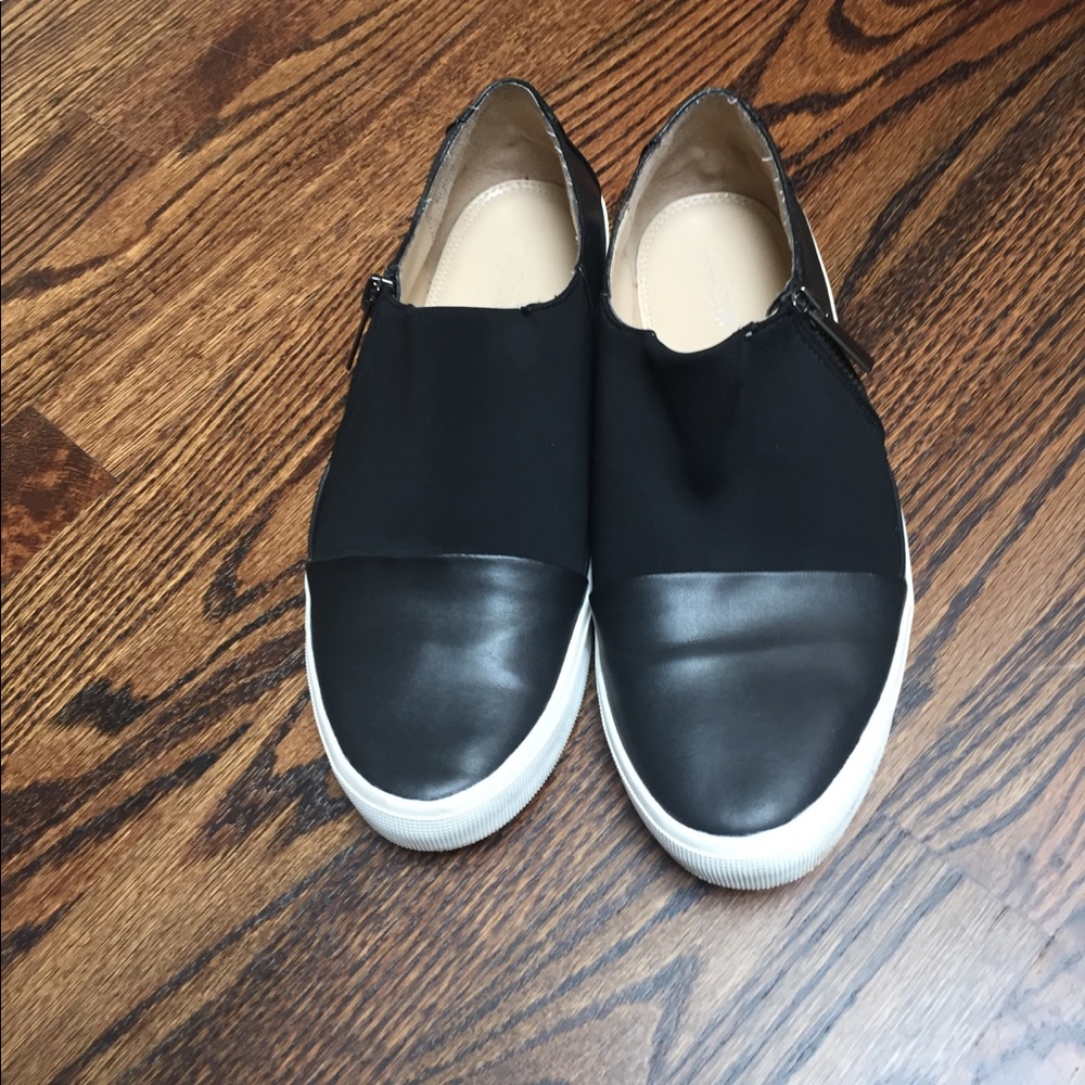 Jacklyn Smith Black Mavia Fashion Sneaker Size 8
